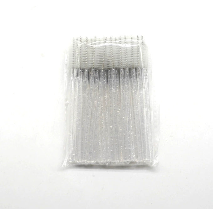 Disposable Crystal Eyelash Brushes  Keep lashes and brows clean, separated, and beautifully groomed with ease.