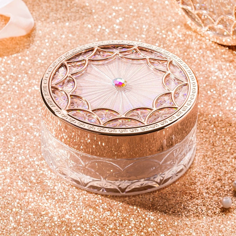 MACK ANDY Diamond Glow Setting Loose Powder  Soft-Focus Finish. Oil Control. Lightweight All-Day Makeup Setting.